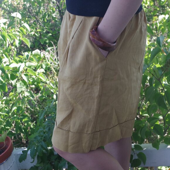 Pure Linen By United Color Of Benetton Mustard Color Shorts - Picture 1 of 7